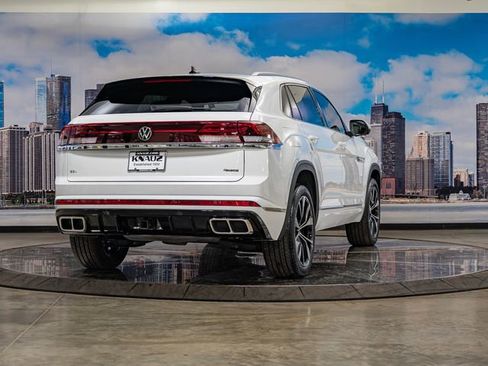 Used 2024 Volkswagen Atlas Cross Sport SEL Premium R-Line image 8