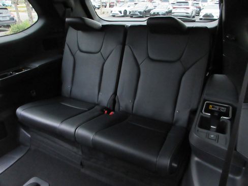 New 2026 Lexus TX 500h AWD image 20