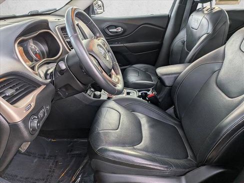 Used 2016 Jeep Cherokee Limited w/ Luxury Group image 11