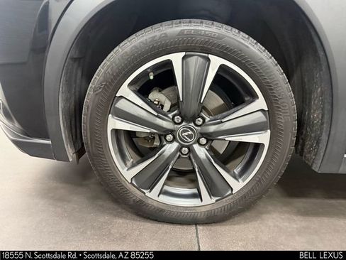 Used 2019 Lexus UX 250h w/ Premium Package image 10
