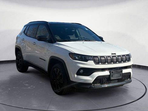 Used 2022 Jeep Compass Altitude image 7