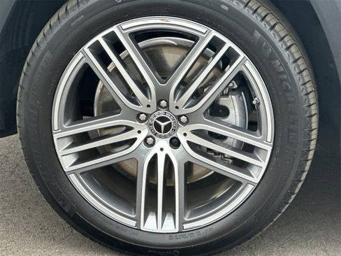 Certified 2023 Mercedes-Benz GLS 450 4MATIC image 34