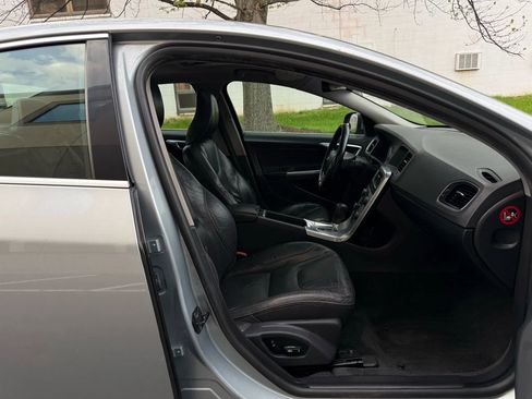 Used 2012 Volvo S60 T6 image 25