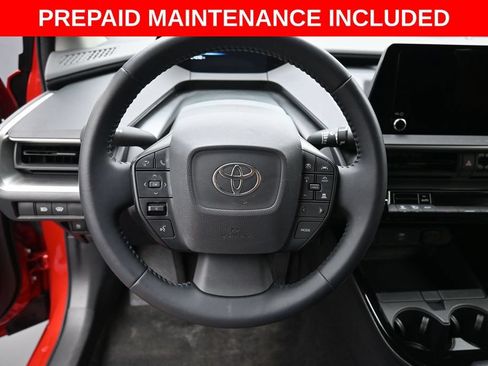Certified 2025 Toyota Prius LE FWD image 14