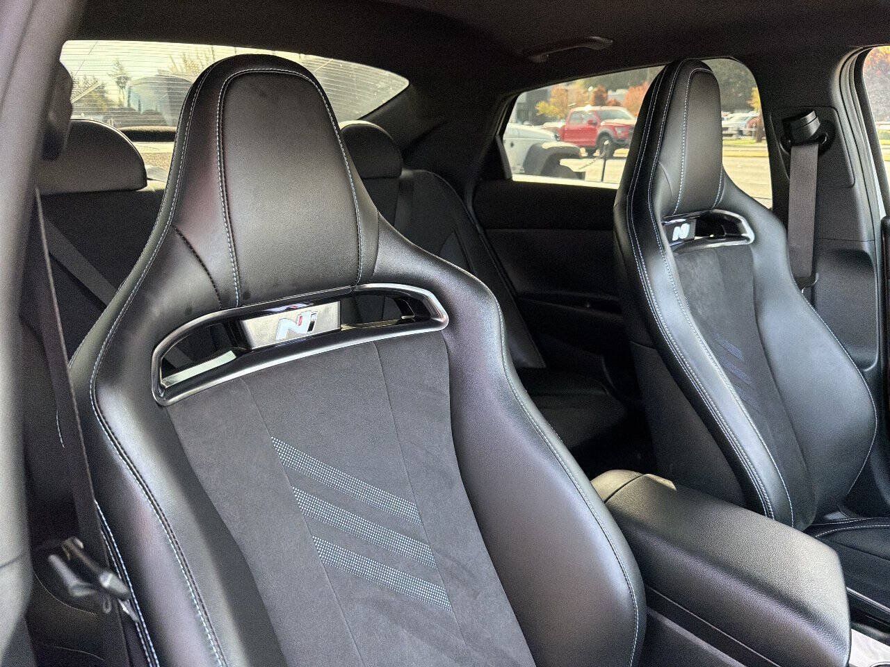 Used 2025 Hyundai Elantra N FWD image 16