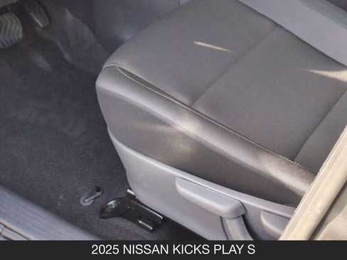 Used 2025 Nissan Kicks Play S FWD image 15