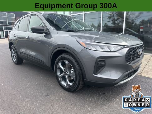 Used 2025 Ford Escape ST-Line image 1