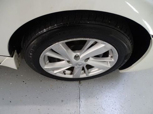 Used 2015 Nissan Altima 2.5 SV w/ Convenience Package FWD image 27