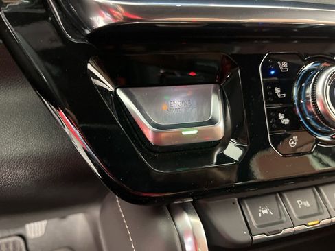 Certified 2024 GMC Sierra 1500 Denali Ultimate image 34