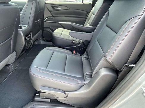 New 2026 Chevrolet Traverse Z71 w/ Driver Confidence Package AWD/4WD image 10