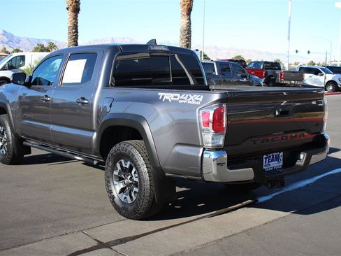 Used 2022 Toyota Tacoma TRD Off-Road image 5