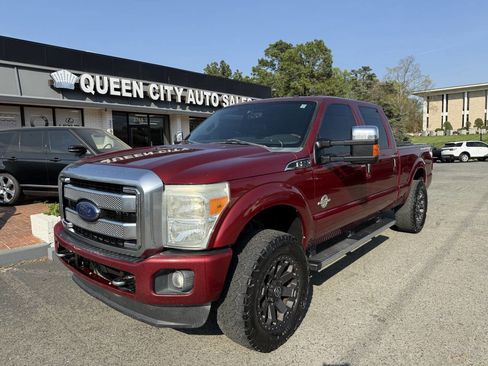Used 2013 Ford F250 Platinum w/ FX4 Off Road Pkg image 2