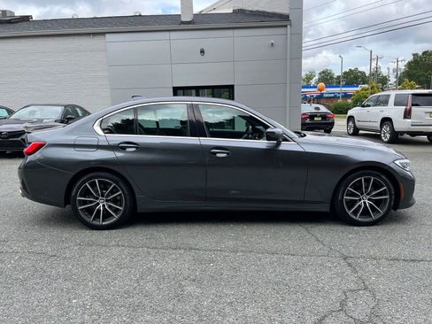 Used 2020 BMW 330i Sedan w/ Convenience Package image 3