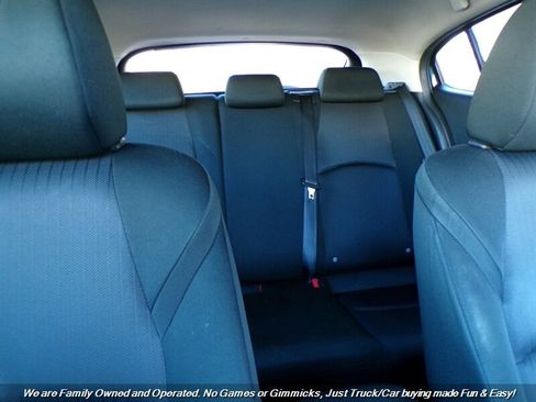 Used 2014 MAZDA MAZDA3 i Sport image 21