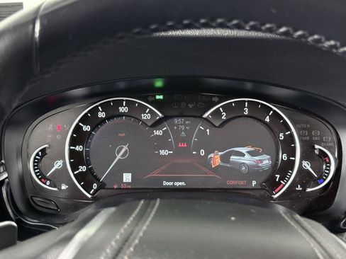 Used 2019 BMW 530i xDrive w/ Convenience Package AWD/4WD image 12