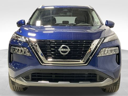 Used 2023 Nissan Rogue SL w/ SL Premium Package image 2