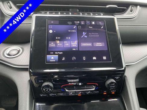 Used 2023 Jeep Grand Cherokee L Laredo image 16