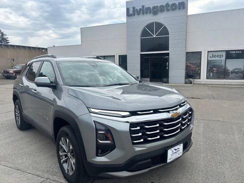 Used 2025 Chevrolet Equinox LT w/ Convenience Package II AWD/4WD image 2