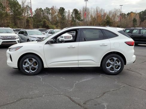 Used 2024 Ford Escape ST-Line w/ Equipment Group 301A image 4