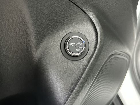 Used 2024 Buick Encore GX Sport Touring w/ Comfort Package AWD/4WD image 30