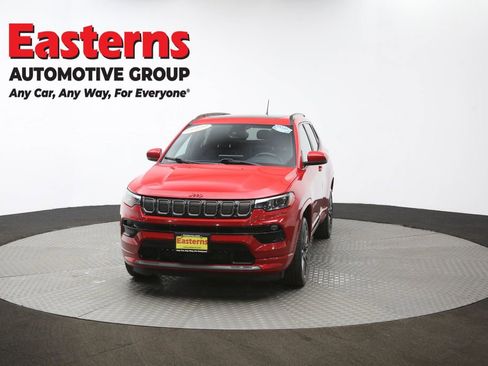 Used 2022 Jeep Compass Limited w/ (RED) Package AWD/4WD image 57