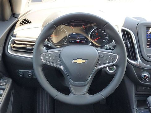 Used 2024 Chevrolet Equinox LT FWD image 26
