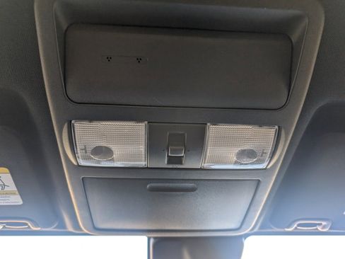 Used 2025 Nissan Frontier PRO-4X w/ Black Accent Package image 21