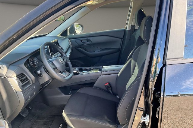 Certified 2026 Nissan Rogue S FWD image 22
