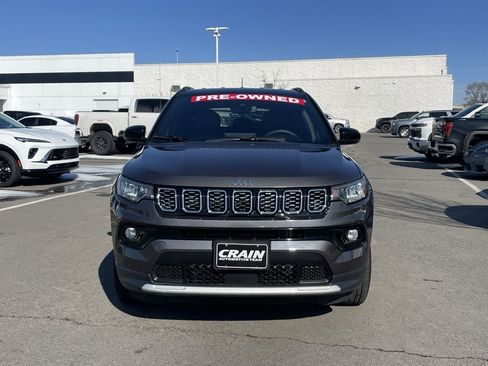 Used 2024 Jeep Compass Limited image 2