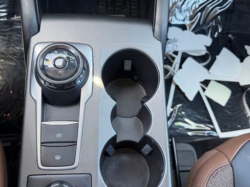 Certified 2025 Ford Bronco Sport Outer Banks w/ Outer Banks Tech Package+ AWD/4WD image 12