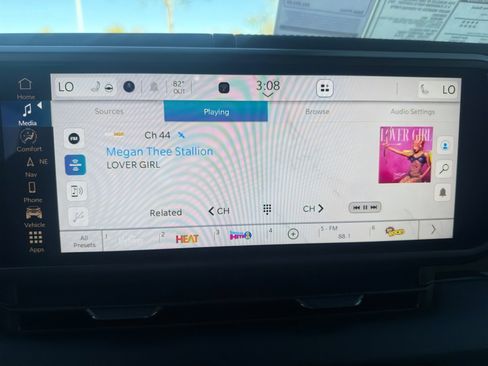 New 2026 Jeep Gladiator Mojave image 17