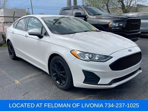 Used 2020 Ford Fusion SE FWD image 4
