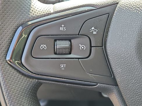 Used 2024 Chevrolet Trax LS w/ LS Convenience Package FWD image 23