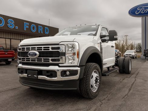 New 2025 Ford F600 4x4 Regular Cab Super Duty w/ XL Chrome Package image 2