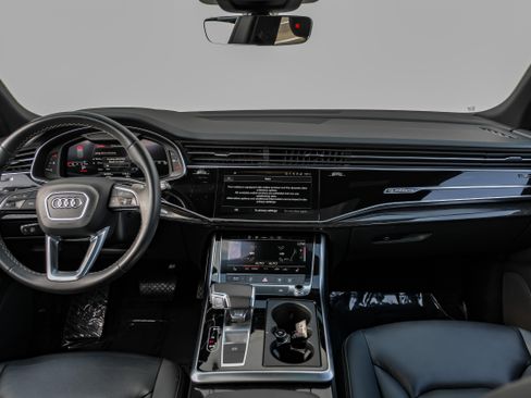 Used 2021 Audi Q8 Premium w/ Convenience Package image 15