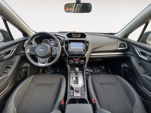 Used 2024 Subaru Forester Premium image 13