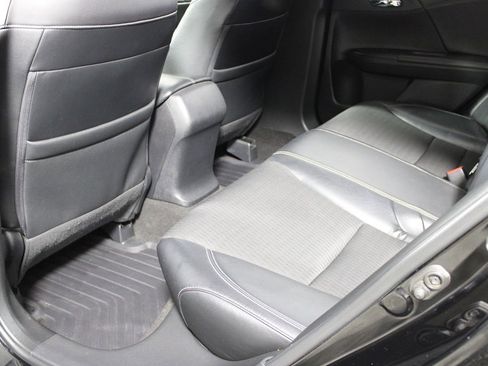 Used 2016 Honda Accord Sport image 23