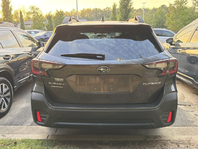 Used 2020 Subaru Outback Premium AWD/4WD image 5