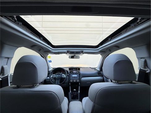 Used 2015 Subaru Forester 2.5i Premium image 25