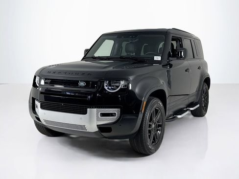 Used 2023 Land Rover Defender 110 S image 1