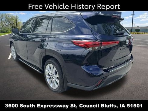 Used 2020 Toyota Highlander Limited w/ Protection Package #3 AWD/4WD image 3