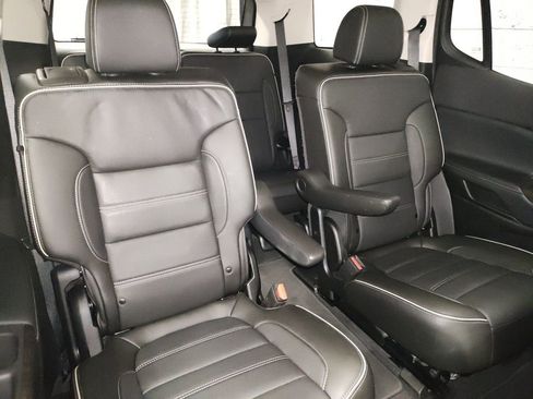 Used 2020 GMC Acadia Denali w/ Trailering Package image 11