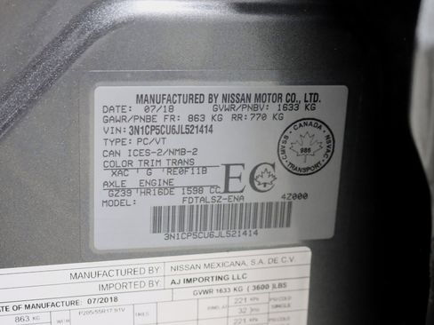 Used 2018 Nissan Kicks SV image 32