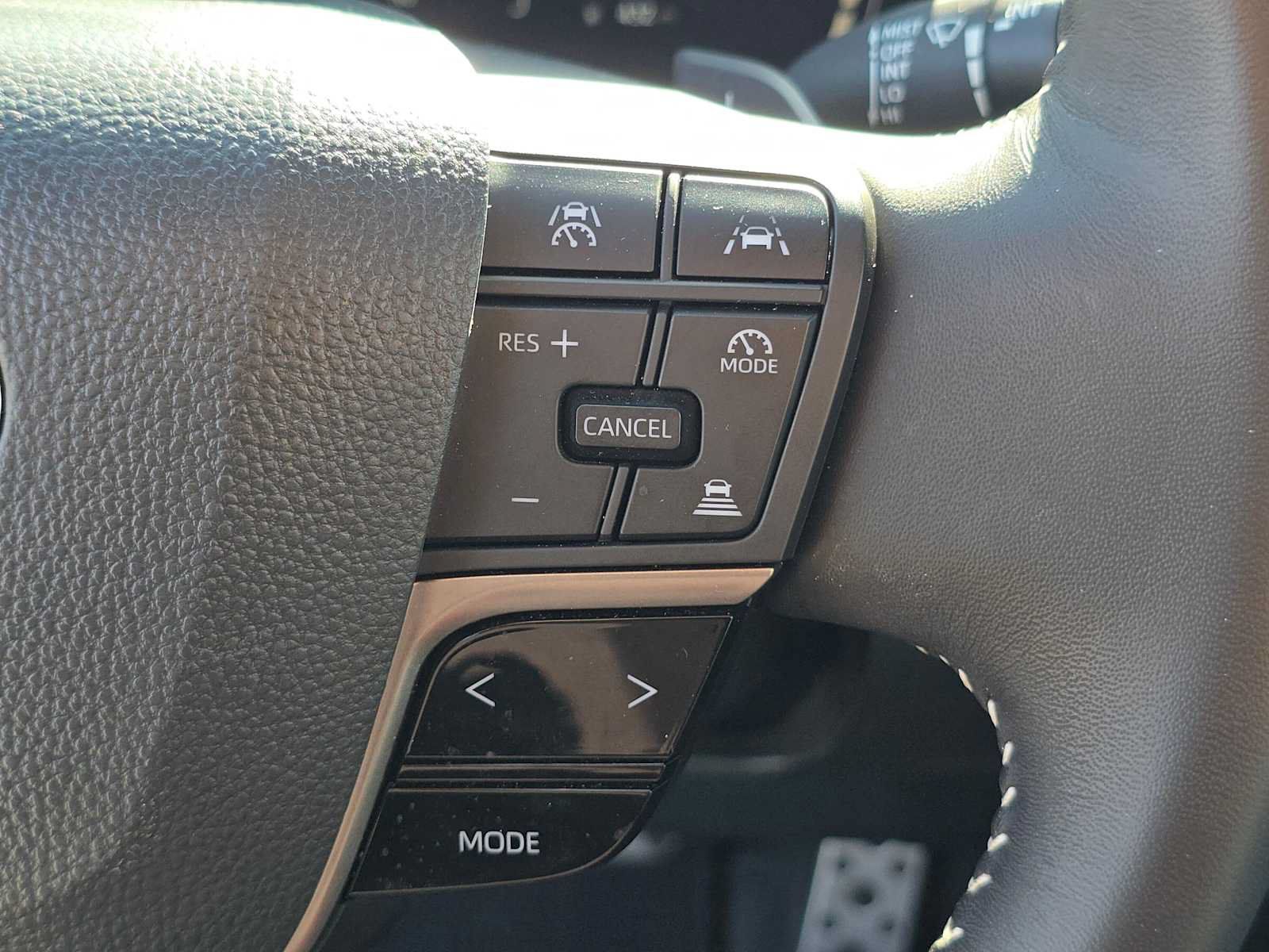 Used 2026 Toyota Camry SE w/ Convenience Package FWD image 29