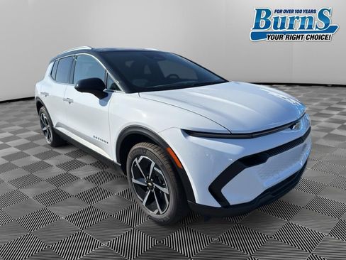 New 2026 Chevrolet Equinox EV LT image 1