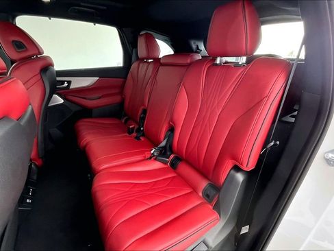 Used 2026 Acura MDX A-Spec image 32