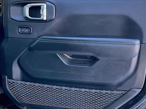 Used 2024 Jeep Wrangler Unlimited Rubicon 4xe image 23