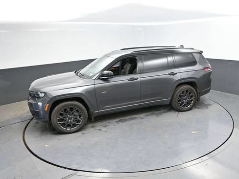 Used 2024 Jeep Grand Cherokee L Summit AWD/4WD image 43
