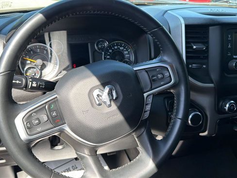 Used 2022 RAM 1500 Big Horn AWD/4WD image 12