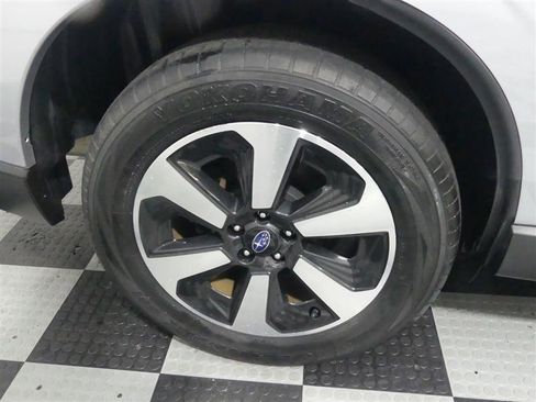 Used 2018 Subaru Forester 2.5i Premium image 17